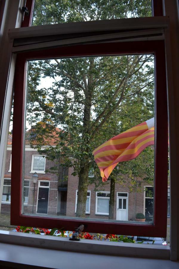 Karnemelkhuys Acomodação com café da manhã Enkhuizen Exterior foto