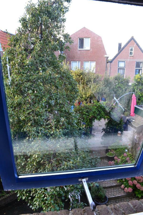 Karnemelkhuys Acomodação com café da manhã Enkhuizen Exterior foto