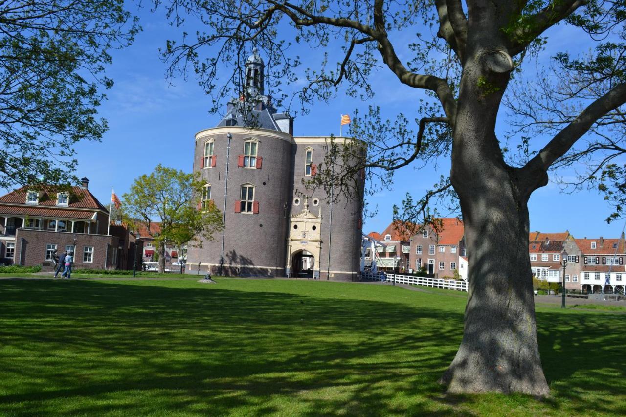 Karnemelkhuys Acomodação com café da manhã Enkhuizen Exterior foto